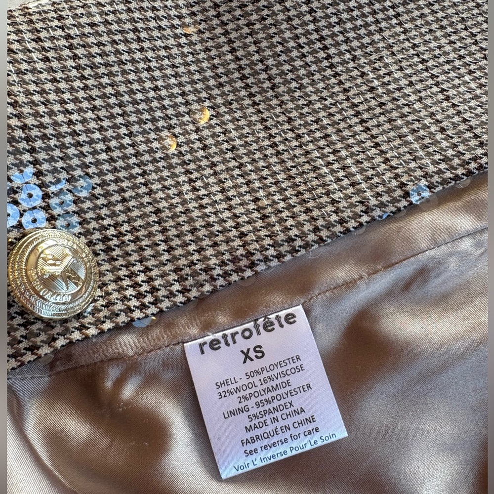 Retrofête Sequin Embellished Blazer - Picture 8 of 10